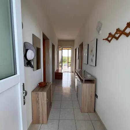 Mazzi Semesterbostad Torre Lapillo